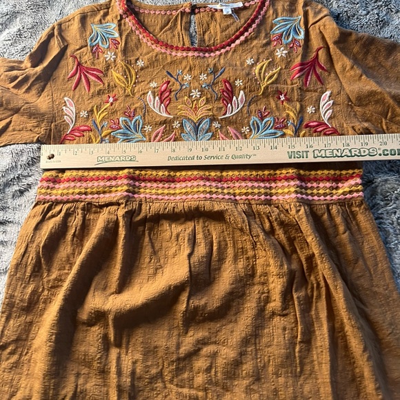 Andree by Unit Embroidered Blouse Large - Picture 2 of 9